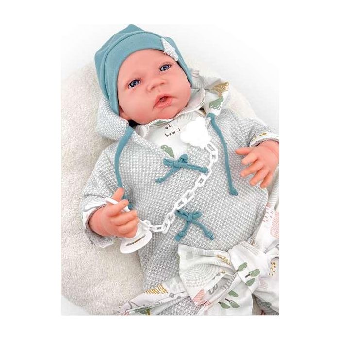 Muñeco reborn con pijama buzo gris de punto, almohada de lactancia y mecanismo. 50 cm 1 Muñeco reborn con pijama buzo gris de punto, almohada de lactancia y mecanismo. 50 cm 1