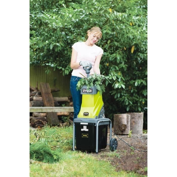 RYOBI Shredder 2500W - Portacuchillas - Contenedor 40L 2 RYOBI Shredder 2500W - Portacuchillas - Contenedor 40L 2