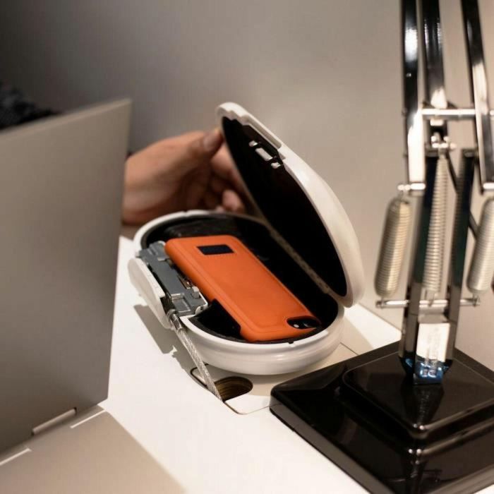 Master Lock Mini baúl de viaje portátil con cable de seguridad - Blanco 3 Master Lock Mini baúl de viaje portátil con cable de seguridad - Blanco 3