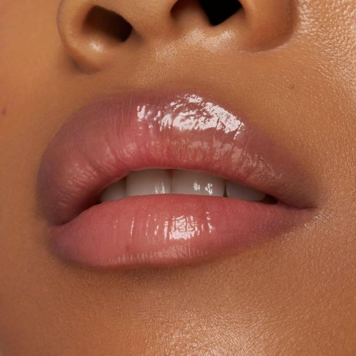 ESSENCE LIP SWIRL mascarilla labial #01 con aceite de aguacate y manteca de karité, hidratante y suavizante para labios 8g 2