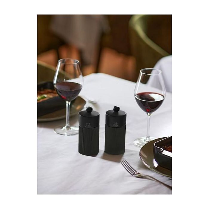 PEUGEOT Line Night Chic Salero y Pimentero Negro de Madera y Metal, Acero Inoxidable, Molienda Ajustable, 12 cm (120 mm) - Juego de 2 - 43285