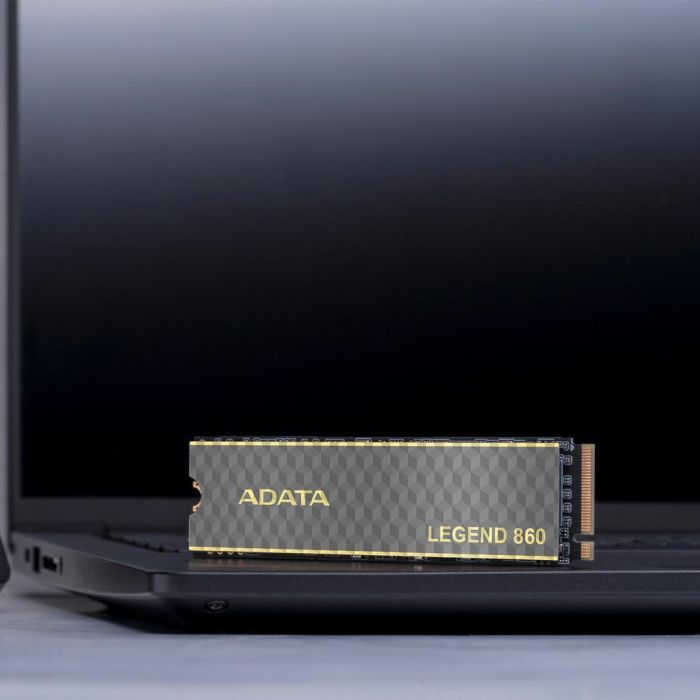 ADATA LEGEND 860 500 GB M.2 PCIe 4.0 x4 NVMe 2.0 SSD 8