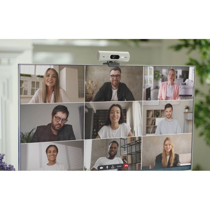 Logitech Webcam Brio 500 1080p 4MP, Autofocus, Rightlight 4 HDR, dFoV 90°, Micrófono Estéreo, Tapa Privacidad, USB-C, Blanco Crudo 16 Logitech Webcam Brio 500 1080p 4MP, Autofocus, Rightlight 4 HDR, dFoV 90°, Micrófono Estéreo, Tapa Privacidad, USB-C, Blanco Crudo 16