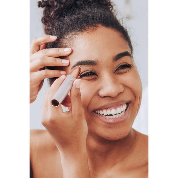 Finishing Touch Flawless FLA5010724535240 Recortador de Cejas de Precisión Recargable - Nueva Generación, Suave y Seguro - Blanco 3 Finishing Touch Flawless FLA5010724535240 Recortador de Cejas de Precisión Recargable - Nueva Generación, Suave y Seguro - Blanco 3