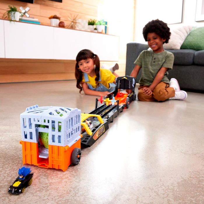Pista Y Camión Transporte Batman Hxn21 Hot Wheels 5 Pista Y Camión Transporte Batman Hxn21 Hot Wheels 5