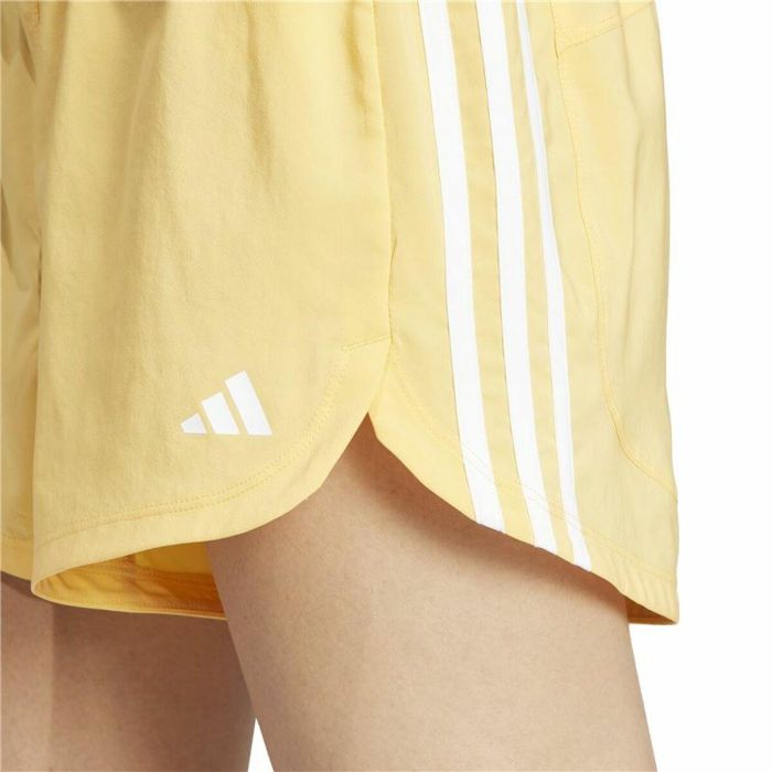 Pantalón Corto Deportivo Adidas Essentials Pacer Wvn High Amarillo 2