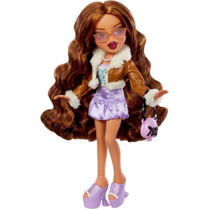 MGA Muñeca Yasmin Bratz Goin Out 25cm con Accesorios MGA Muñeca Yasmin Bratz Goin Out 25cm con Accesorios