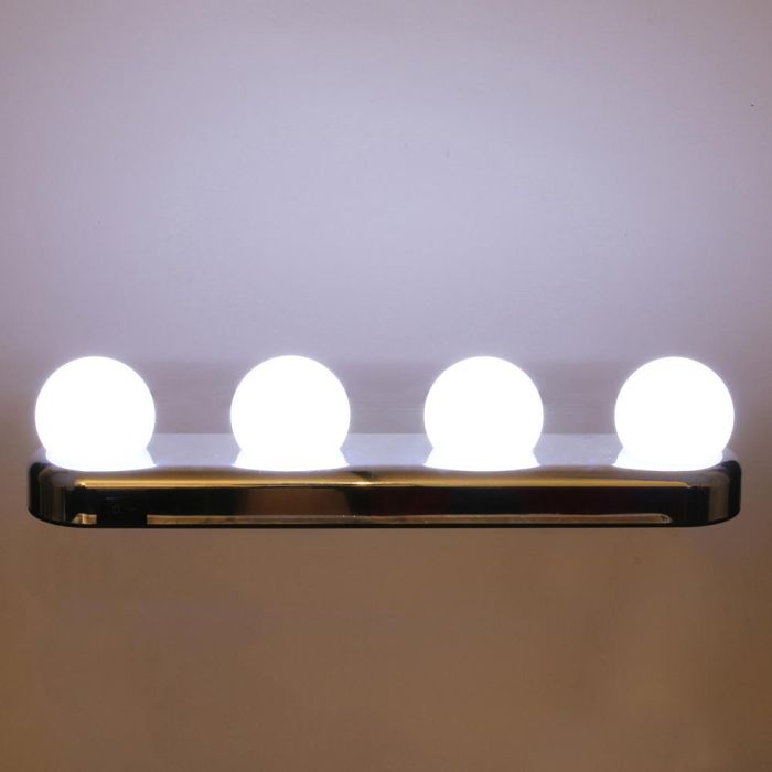 Cosmetic Club Barra Luminosa Led Con Ventosas 4 Bombillas Tipo Hollywood Pilas AA 30,5x6,5 cm 4 Cosmetic Club Barra Luminosa Led Con Ventosas 4 Bombillas Tipo Hollywood Pilas AA 30,5x6,5 cm 4