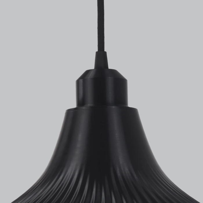 Vita Lámpara Colgante "Vita" Negro Florón Negro Cable Negro