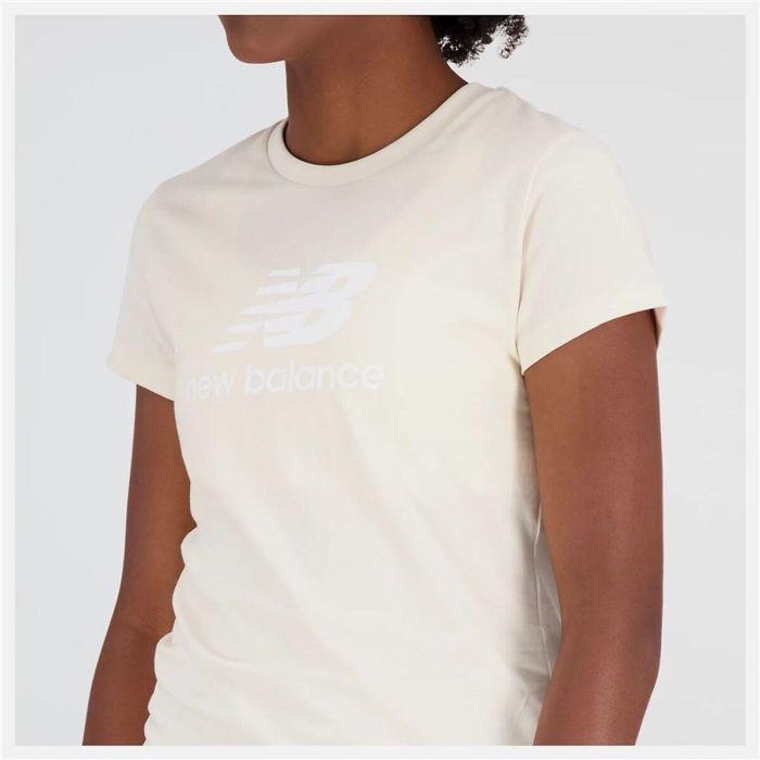 Camiseta de Manga Corta Mujer New Balance Essentials Beige