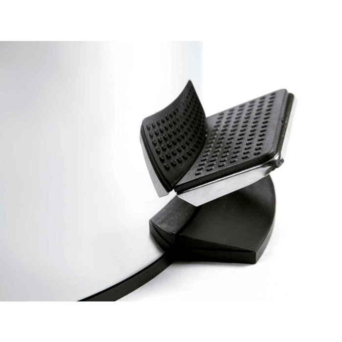 Q-connect Papelera de Metal con Pedal Cromada 32x21 cm Capacidad 6 Litros