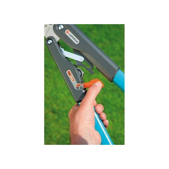 GARDENA Gardena SmartCut Comfort Lopper 1 GARDENA Gardena SmartCut Comfort Lopper 1