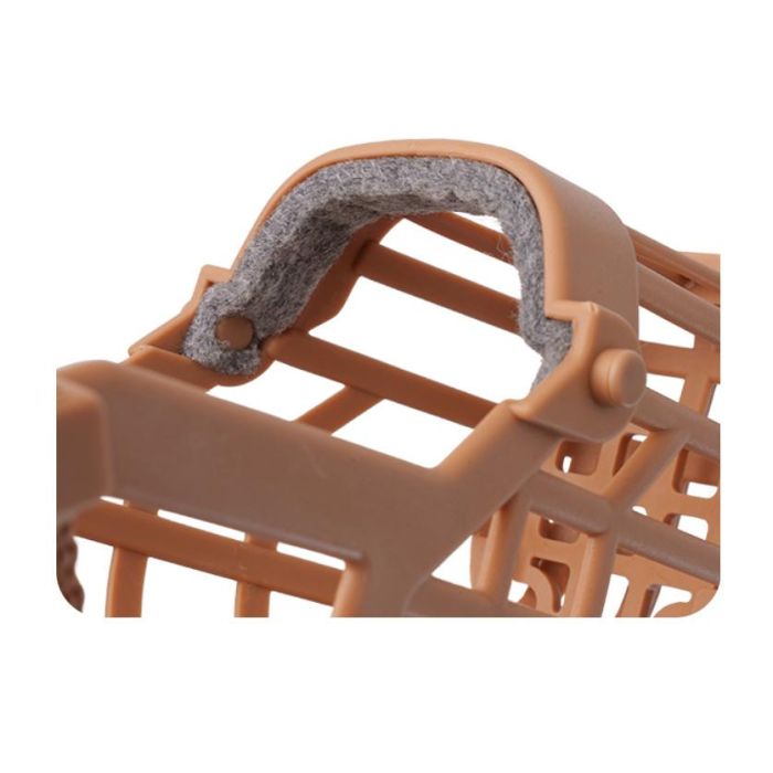 Baskerville Bozal Classic Basket Talla 7 para Perro, Protección Antidigestión y Heridas, Permite Jadear, Cómodo Acolchado TPR, Marrón 0 Baskerville Bozal Classic Basket Talla 7 para Perro, Protección Antidigestión y Heridas, Permite Jadear, Cómodo Acolchado TPR, Marrón 0