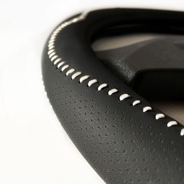 Momo Funda Volante Street Universal Negro Y Blanco 38-39 cm MOMLSWC018BW 4