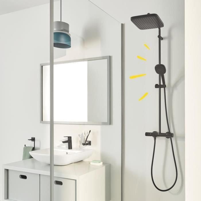 Columna de ducha con mezclador termostático - Ahorro de agua - GROHE Vitalio Comfort 250 - Negro mate - 266962431 3 Columna de ducha con mezclador termostático - Ahorro de agua - GROHE Vitalio Comfort 250 - Negro mate - 266962431 3