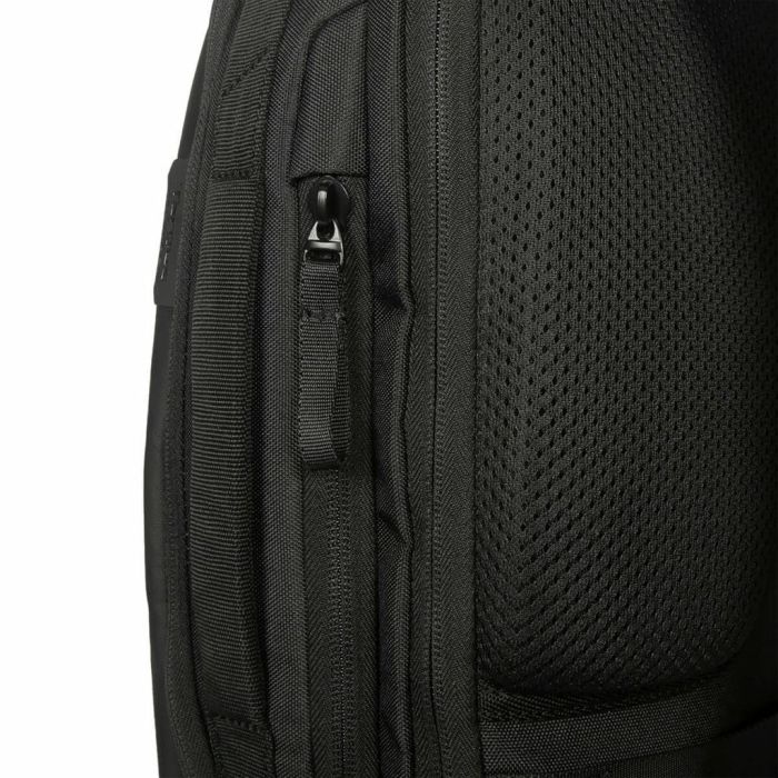 Targus Commuter EcoSmart Mochila Portátil 16 Pulgadas Negro, 20L con USB-C, Poliéster Reciclado, GRS 8 Targus Commuter EcoSmart Mochila Portátil 16 Pulgadas Negro, 20L con USB-C, Poliéster Reciclado, GRS 8