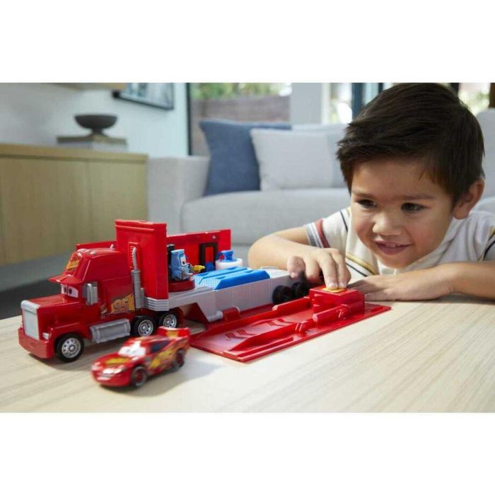Mattel Camión Cars Mack Transformable con Pista para Coches de Juguete, Edad Mínima 3 Años 2 Mattel Camión Cars Mack Transformable con Pista para Coches de Juguete, Edad Mínima 3 Años 2