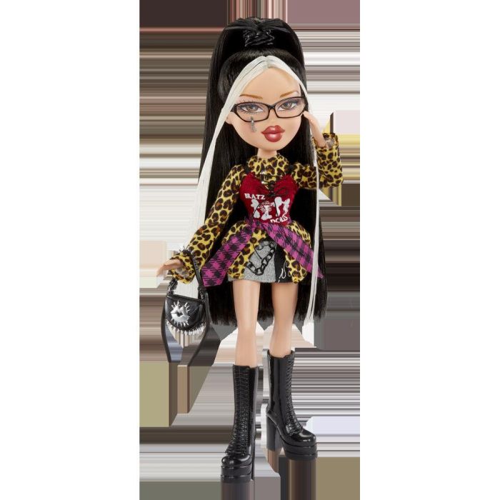 Muñeca Jade Stylin + Camiseta Bratz 2
