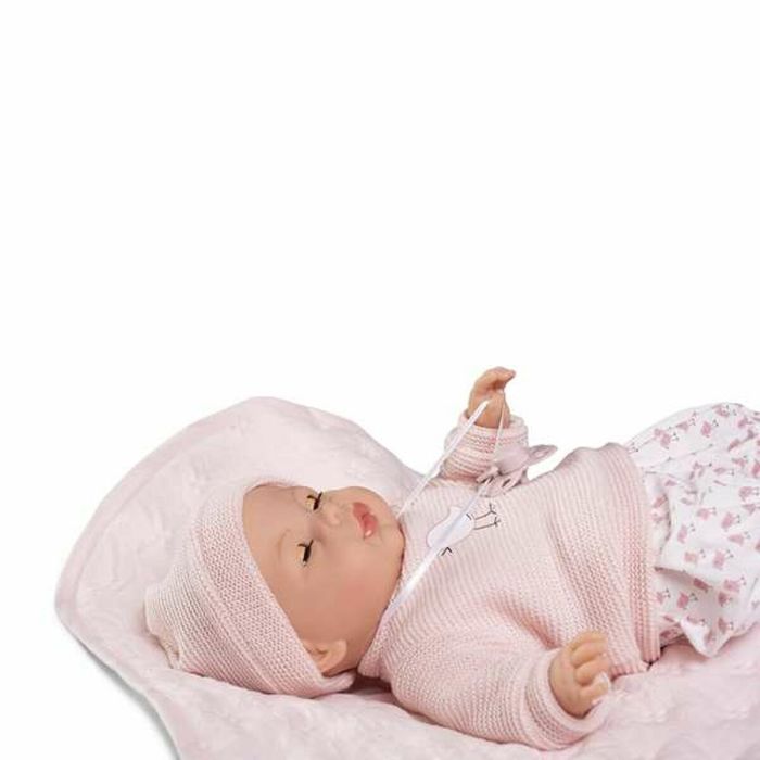 Antonio Juan Muñeca Bimba Llorona con Sonidos, Mantita Acolchada, 37 cm, Cuerpo de Tela, para +3 años, requiere 3 pilas LR44 1 Antonio Juan Muñeca Bimba Llorona con Sonidos, Mantita Acolchada, 37 cm, Cuerpo de Tela, para +3 años, requiere 3 pilas LR44 1