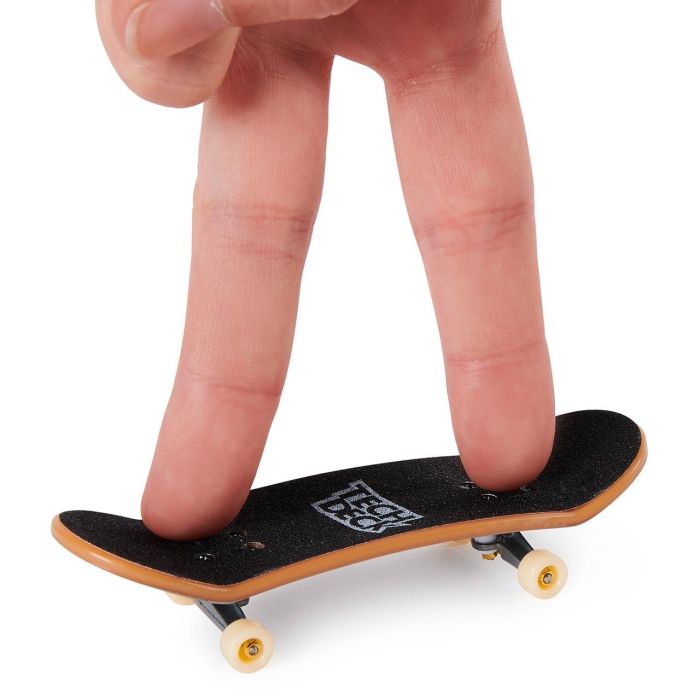 Spin Master 6028845 Tech Deck Skate Shop Bonus Pack - Kit para Construir Monopatines con Tablas, Ruedas y Herramientas +6 años 4 Spin Master 6028845 Tech Deck Skate Shop Bonus Pack - Kit para Construir Monopatines con Tablas, Ruedas y Herramientas +6 años 4