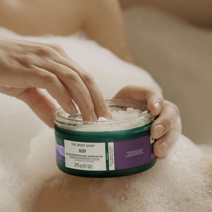The Body Shop Sleep Aceite Exfoliante Corporal Lavansa & Vetiver 275 gr 1 The Body Shop Sleep Aceite Exfoliante Corporal Lavansa & Vetiver 275 gr 1