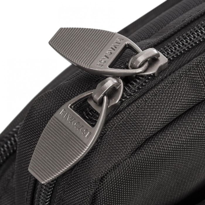 Riva NB Tasche Tiergarten 16,0" schwarz 8530 5