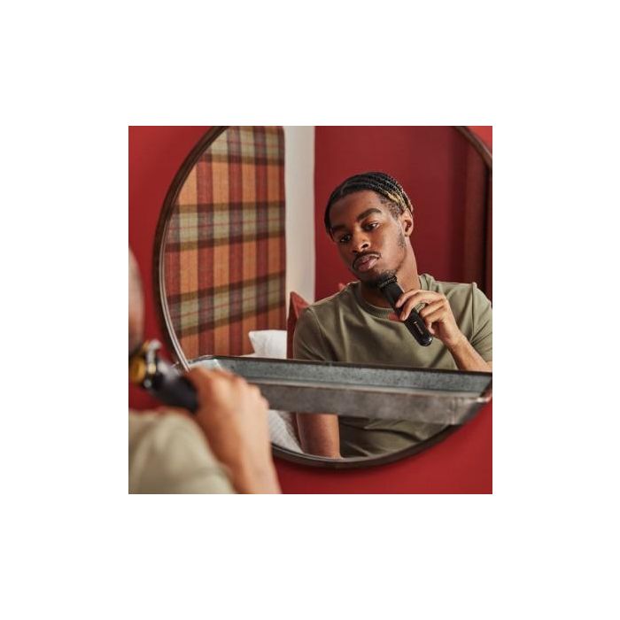 Remington MB7050 Kit Recortador de Pelo y Barba, Serie T Barber, para Aseo Personal Completo y Corte Preciso 2 Remington MB7050 Kit Recortador de Pelo y Barba, Serie T Barber, para Aseo Personal Completo y Corte Preciso 2