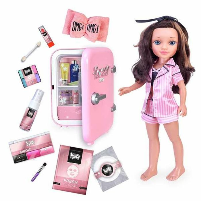 Muñeca nancy beauty fridge 42 cm ¡preparate para una emocionante rutina de belleza! mete los accesorios en la nevera para que se enfríen 4