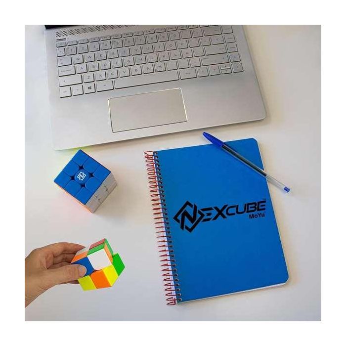 Cubonexcube 3x3 + 2x2 clasico. 12,70x5,50x13cm 6 Cubonexcube 3x3 + 2x2 clasico. 12,70x5,50x13cm 6