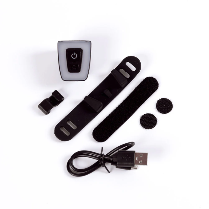 Luz Trasera Bicicleta LED 2 Niveles Destello USB 20 Lux 300 Metros Visibilidad Batería Ion Litio