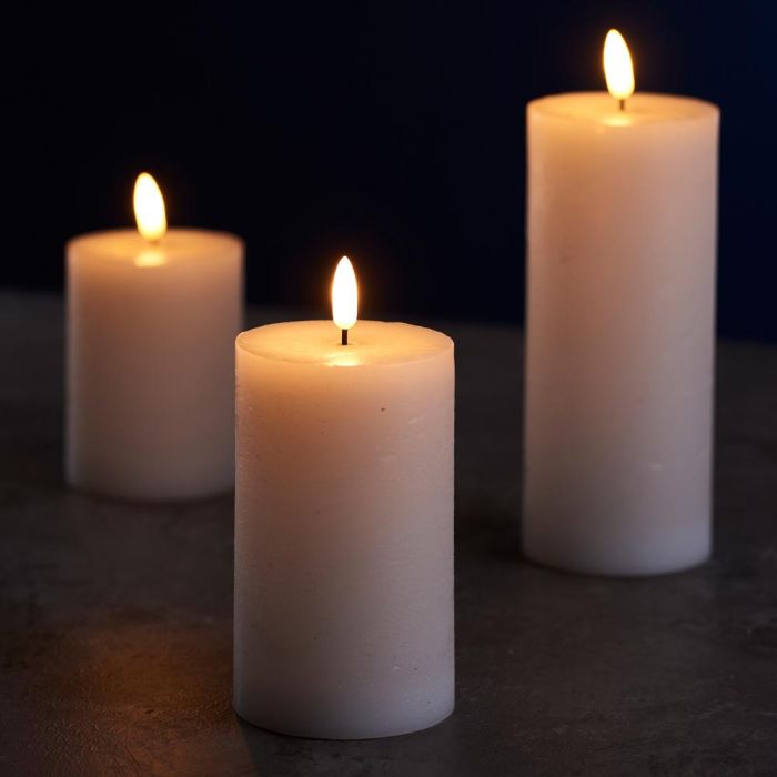 Day Vela LED Cilíndrica Luz Blanca Cálida, Diámetro 7,5 cm x Altura 12,5 cm 1