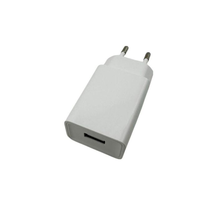 MicroConnect 1 x USB, 5 V, 1 A, 100 - 240V, White MicroConnect 1 x USB, 5 V, 1 A, 100 - 240V, White
