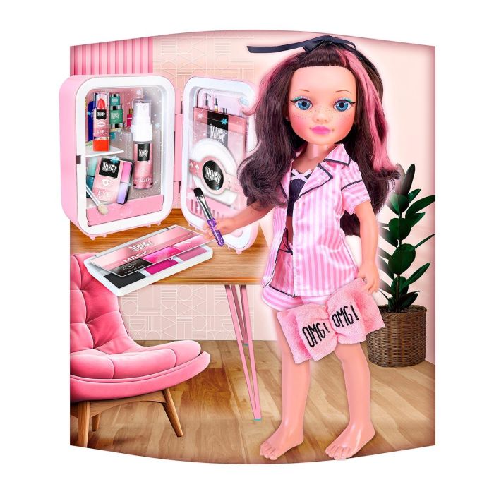 Muñeca nancy beauty fridge 42 cm ¡preparate para una emocionante rutina de belleza! mete los accesorios en la nevera para que se enfríen 4