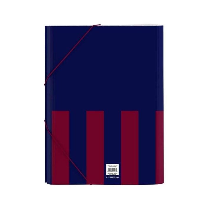 Carpeta Clasificadora F.C. Barcelona 24/25 Granate Azul marino A4 26 x 33.5 x 4 cm 3 Carpeta Clasificadora F.C. Barcelona 24/25 Granate Azul marino A4 26 x 33.5 x 4 cm 3