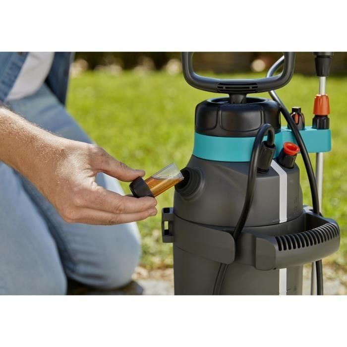 Pulverizador a presión GARDENA Plus 5L 2 Pulverizador a presión GARDENA Plus 5L 2