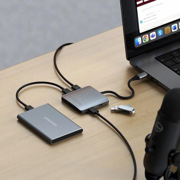 Satechi Hub USB-C 4 Puertos con Power Delivery 100W y 10 Gbps, Adaptador Compacto Gris para MacBook Air/Pro y iPad Pro 8