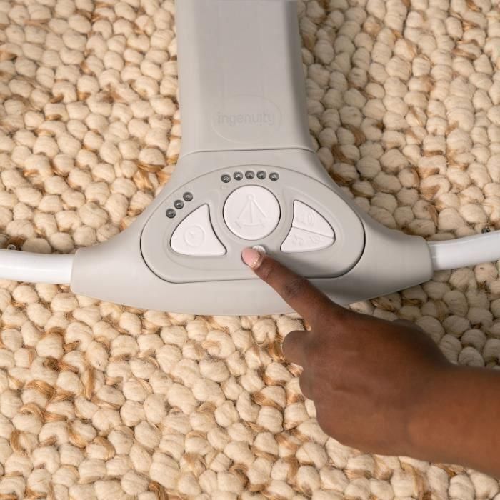 Ingenuity ING74451169258 Swing 'n Go Columpio Portátil con Arco de Actividades Extraíble de Madera Sostenible y 5 Velocidades para Niños 1