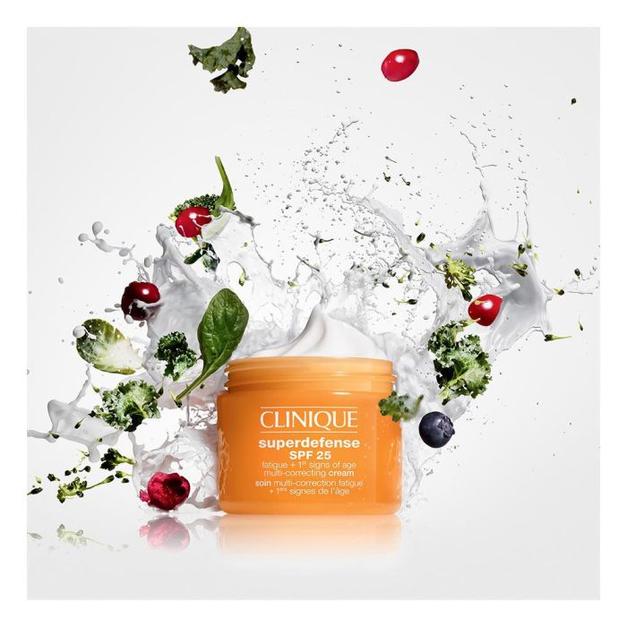 Clinique SUPERDEFENSE SPF25 multi-correcting cream I/II Crema Facial Antifatiga, Primeros Signos de Envejecimiento, Hidratante con SPF25 - 50 ml 1 Clinique SUPERDEFENSE SPF25 multi-correcting cream I/II Crema Facial Antifatiga, Primeros Signos de Envejecimiento, Hidratante con SPF25 - 50 ml 1