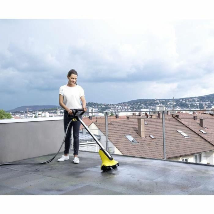 Karcher PCL 4 Limpiador de patio eléctrico con 2 cepillos y boquillas para suciedad resistente, bajo consumo de agua. 2 Karcher PCL 4 Limpiador de patio eléctrico con 2 cepillos y boquillas para suciedad resistente, bajo consumo de agua. 2