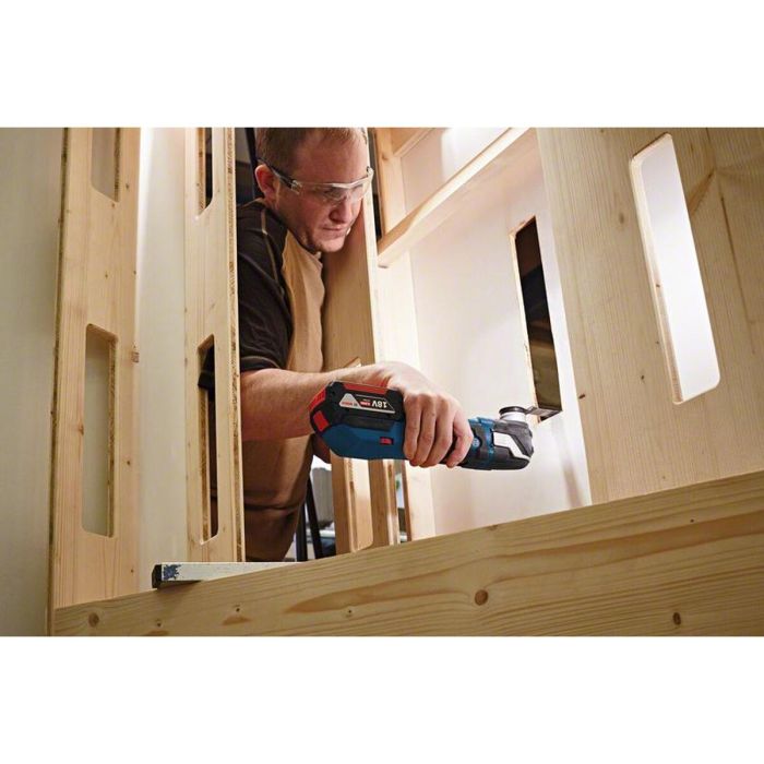 Bosch Professional 06018B6002 Ponceur Gop Cutter 18V-28 Solo cartón 2 Bosch Professional 06018B6002 Ponceur Gop Cutter 18V-28 Solo cartón 2