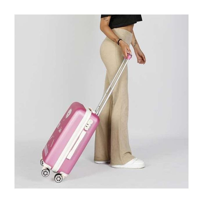 Karactermania Barbie Varsity Maleta Cabina ABS 4 Ruedas 55x38x20 cm 5 Karactermania Barbie Varsity Maleta Cabina ABS 4 Ruedas 55x38x20 cm 5
