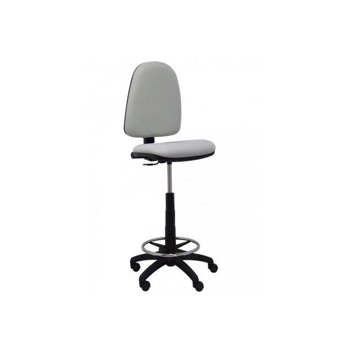 Taburete Piqueras Y Crespo Ayna Ergonomico Mecanismo De Contacto Permanente Regulable En Altura Y Aro Reposapies Asiento Y Respaldo Tapizados Bali Gris Claro
