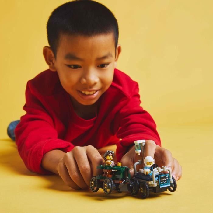 LEGO City 60459 Pack de Coches de Carreras: Avión versus Cama de Hospital, Juguete para niños +5 años 1