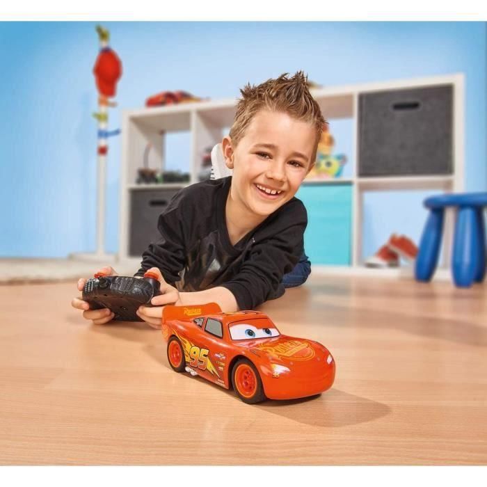 Majorette - Disney Cars 3 - Rayo McQueen Coche Radiocontrolado - Escala 1/24 - Función Turbo 1 Majorette - Disney Cars 3 - Rayo McQueen Coche Radiocontrolado - Escala 1/24 - Función Turbo 1