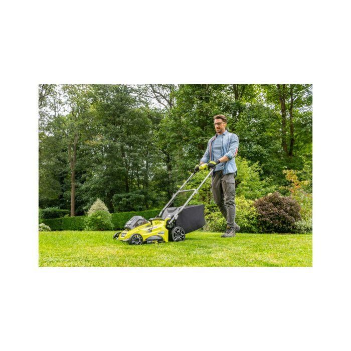 Cortacésped de empuje 36V - RYOBI - Corte Ø 40 cm - Recogida y mulching - 1 batería de litio+ de 36V 5,0 Ah y 1 cargador de 1,7 A 1