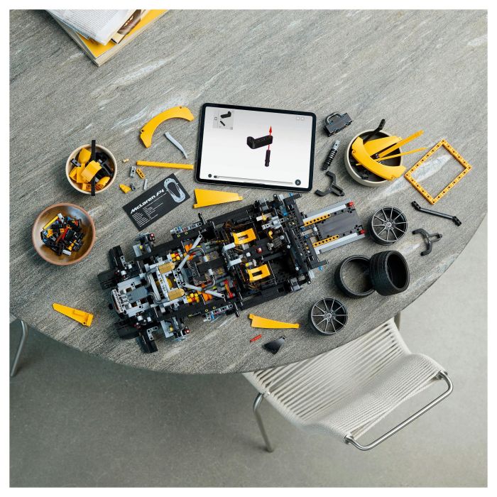 Lego 42172 McLaren P1 - Kit de Modelo de Hiperdeportivo para Adultos Entusiastas de Vehículos 34