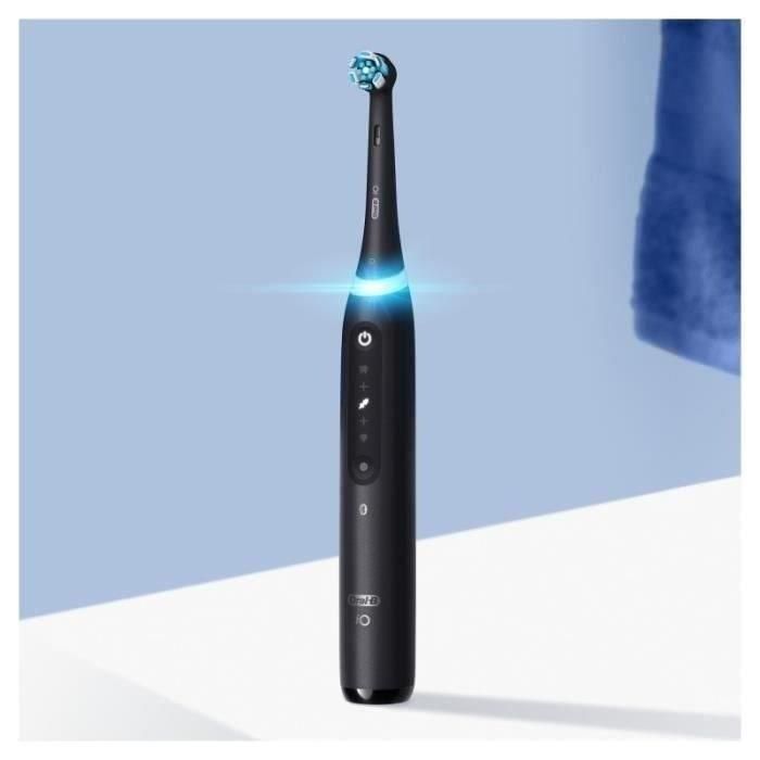 Oral-B iO 5 Pack de 2, cepillos de dientes eléctricos en blanco y negro, 2 cabezales 3 Oral-B iO 5 Pack de 2, cepillos de dientes eléctricos en blanco y negro, 2 cabezales 3
