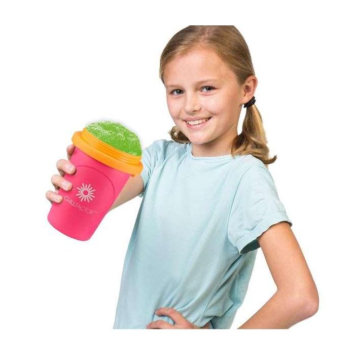 Bandai Maquina de Granizar Chillfactor (Congela, Aprieta y Disfruta) 10.5x10.5x18.8cm - Modelos Surtidos
