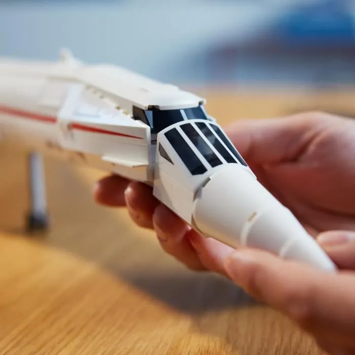 Lego Icons Concorde Kit de Construcción de Modelos de Aviones para Adultos con Detalles Auténticos y 3 Modos