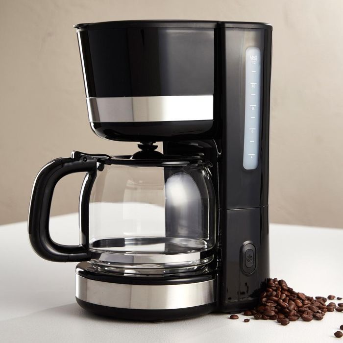 Day Cafetera Eléctrica 1,5 L 1000W con Función Antigoteo y para Mantener el Calor, Prepara hasta 12 Tazas 1 Day Cafetera Eléctrica 1,5 L 1000W con Función Antigoteo y para Mantener el Calor, Prepara hasta 12 Tazas 1